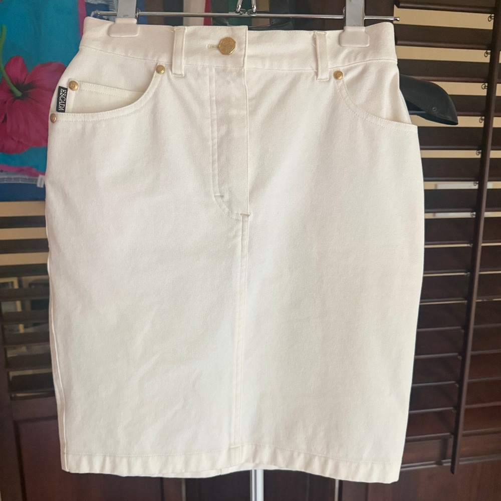 Escada Skirt, size 36 european
